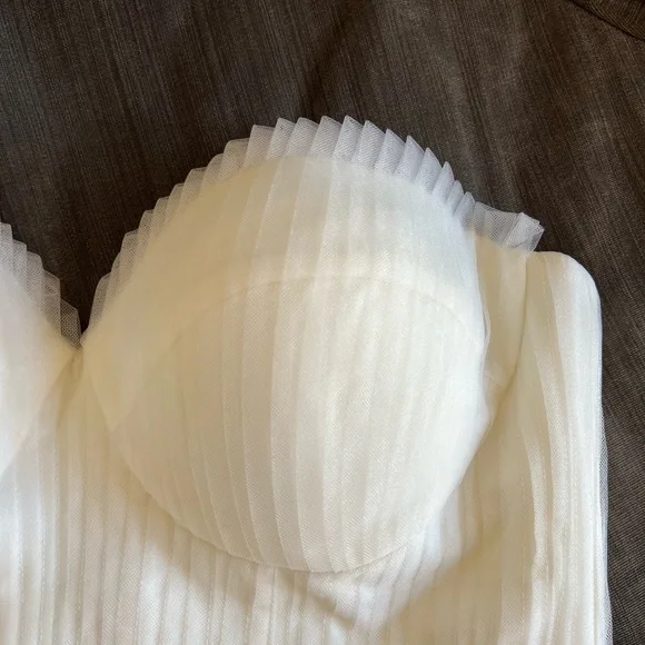 Andrea Iyamah Ari Corset top White Size 14
BRAND NEW with tags - Picture 3 of 7